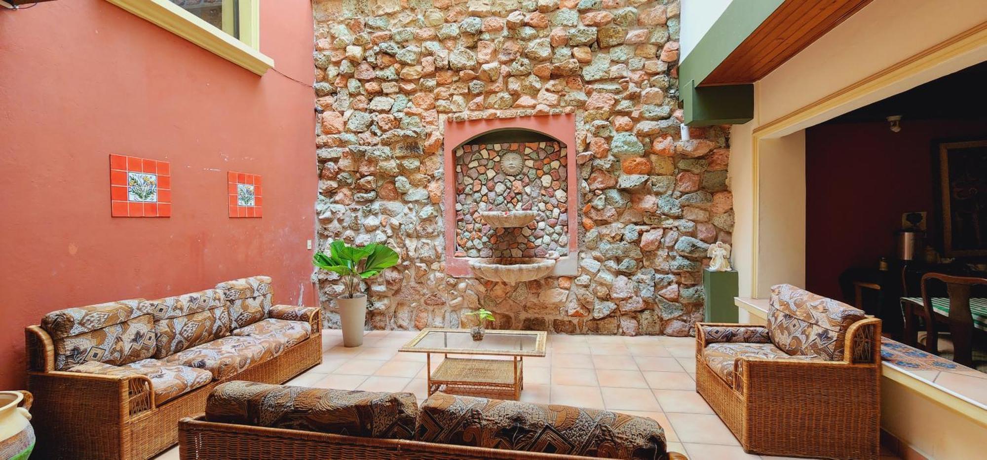Hotel Alsacia テグシガルパ エクステリア 写真